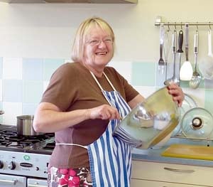 Crumbs...Jenny's urgent appeal for 50 cakes