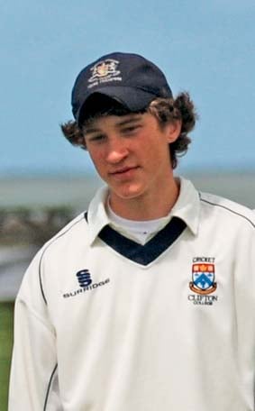 Oval delight for Tom