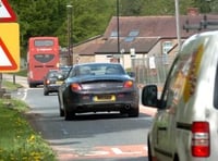 Calls for 20mph speed limit near primary school