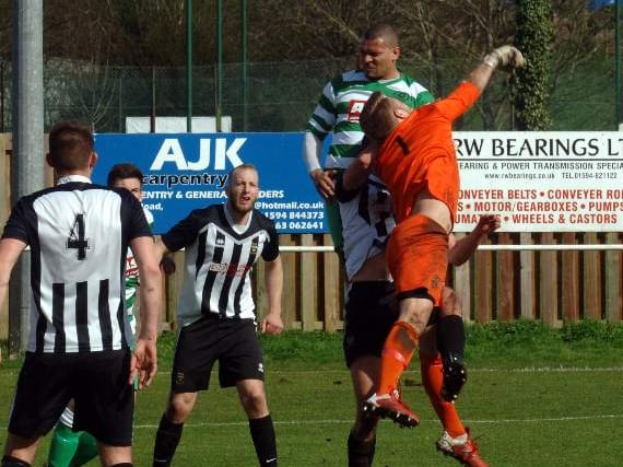 Lydney hold on at Shrivenham to make it three wins in a row