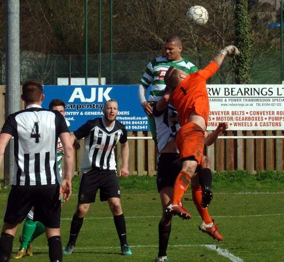 Lydney hold on at Shrivenham to make it three wins in a row