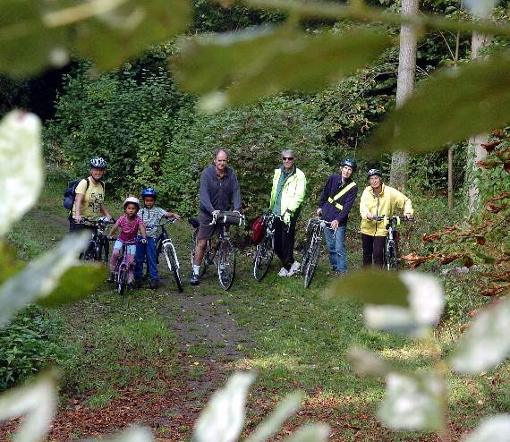 Newent council reconsider cycle path