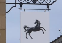 Lloyds Bank branch to close in Newent