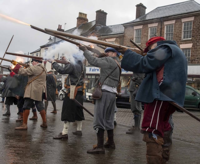 Battle memorial returns despite Storm Eunice rain