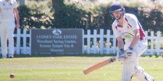 Cam crunched as leaders Lydney remain unbeaten