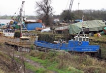 Bid to keep caravan at dock rejected by council