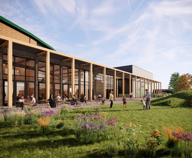 Council amends leisure plans with pool in mind