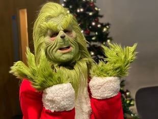Who's turning on the Christmas lights in Ross?