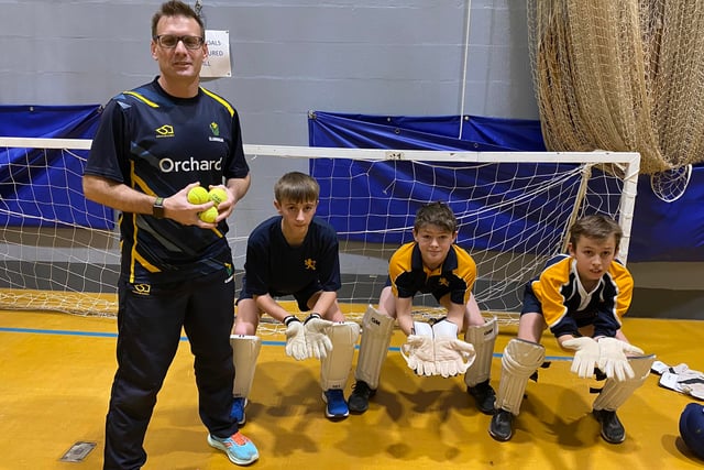 Youngsters bowled over by cricket stars