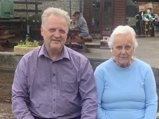 Alan to move mountains aged 67 for Dementia UK