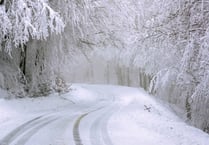 Motorists warned to only travel where necessary amid today's snowfall