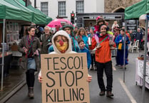 'Wye oh Wye, Tesco?' - campaigners protest poultry farming