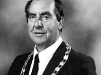 Tributes to community stalwart and former Mayor Derek Biddle