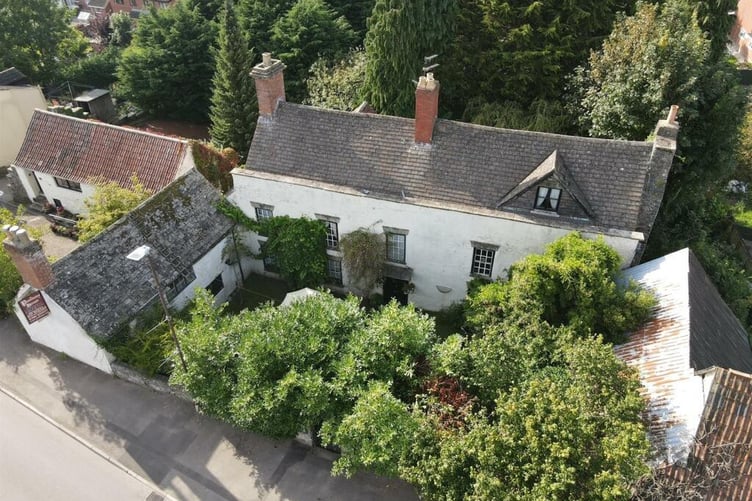 poolway house