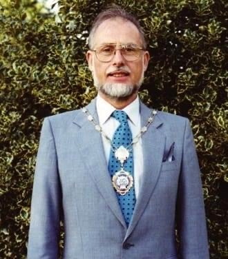 Former Newent Mayor will be first in new cemetery he helped purchase