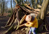 Families can browse free winter holiday activities for children
