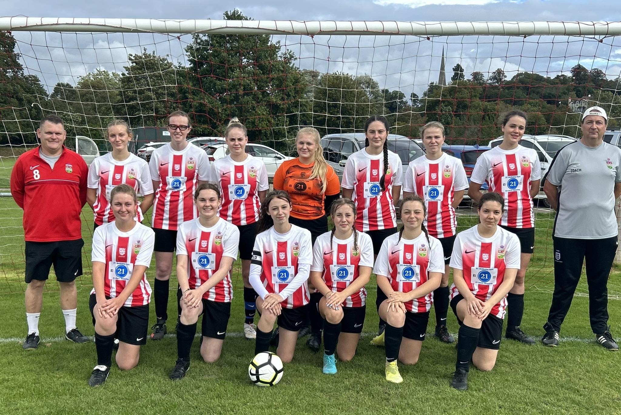 Ross Juniors Women high five it to stay in top slot
