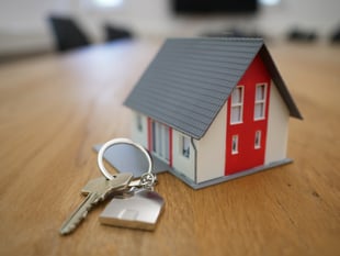 More than a third of UK property sales fell through in 2023 