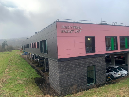 Local teams at new Aneurin Bevan University Health Board breast cancer centre