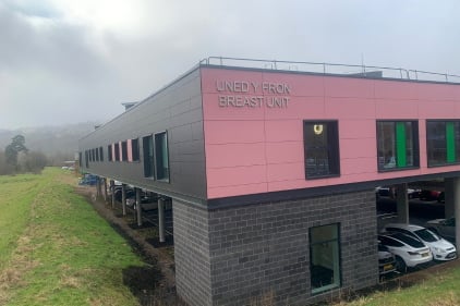 Local teams at new Aneurin Bevan University Health Board breast cancer centre