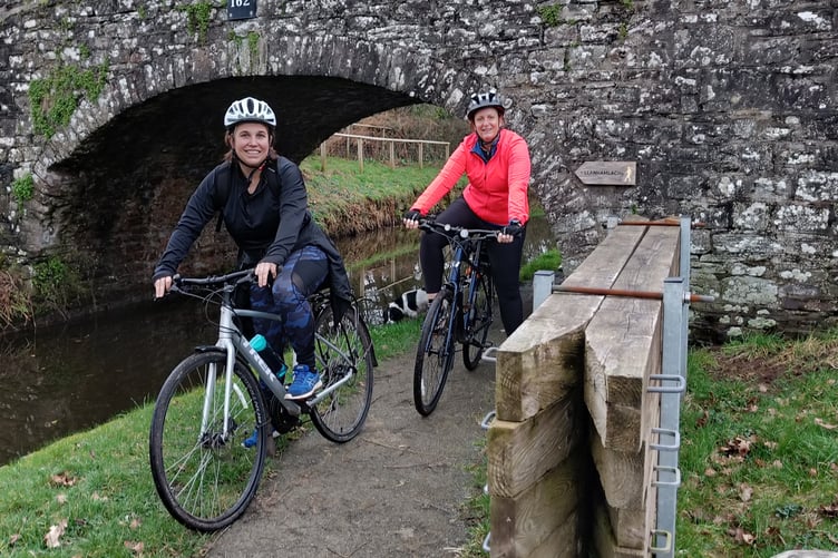 pair to cycle SE asia