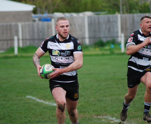 Dunn gives masterclass in Lydney win