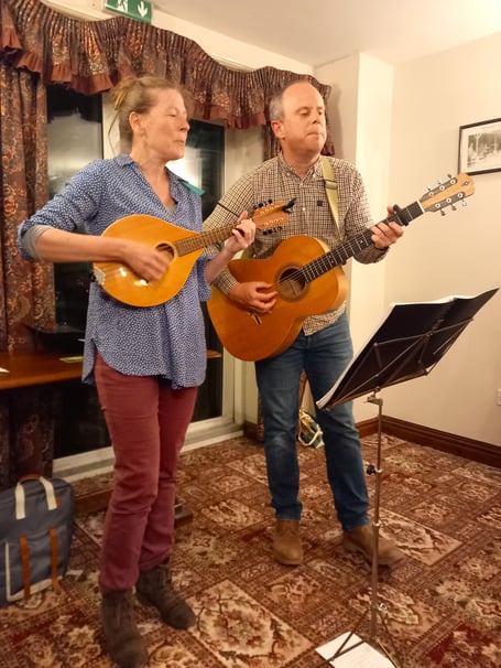 Kan Koth performing at The Lamb, Mitcheldean.