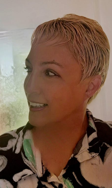 Tracey Jane Bell - artist