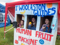 (*With 9 pix) Woolaston Carnival motoring along