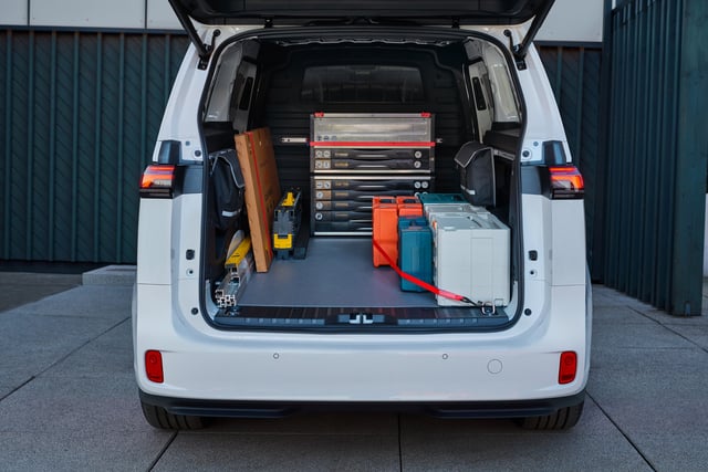 Van drivers keep still tools in vehicles overnight despite theft risk