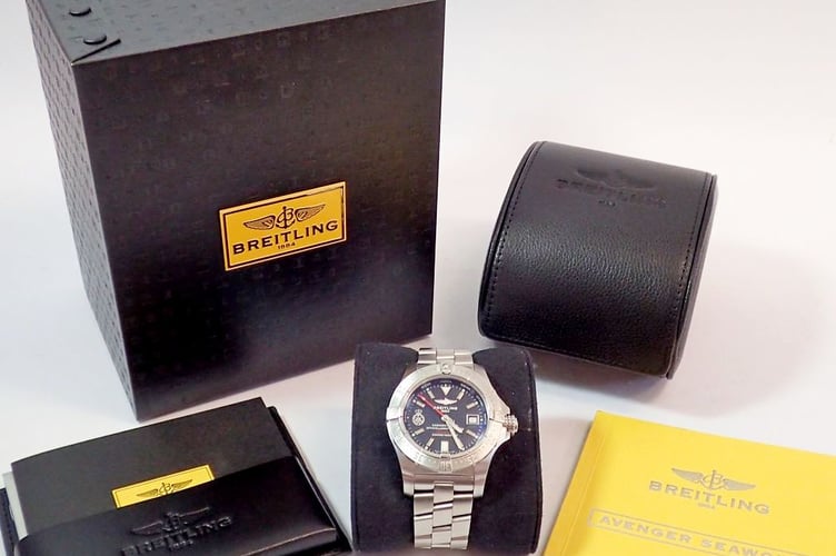 Breitling Seawolf Watch with Accessories
