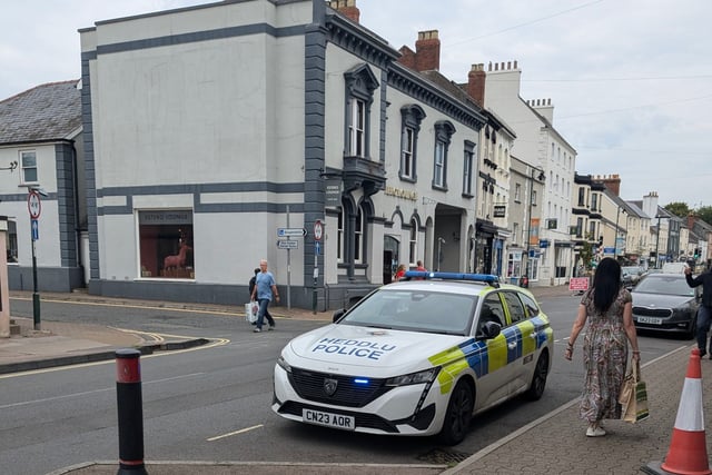 Woman issued with community order after shop theft report