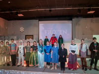 Students of Forest High School prepare to get Frozen