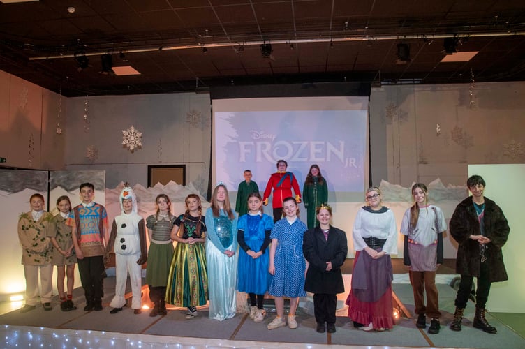 The cast of SGS Forest High School's production of Disney's Frozen Jr.