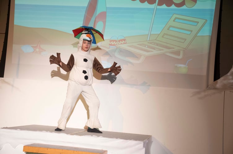 George Nice as Olaf..