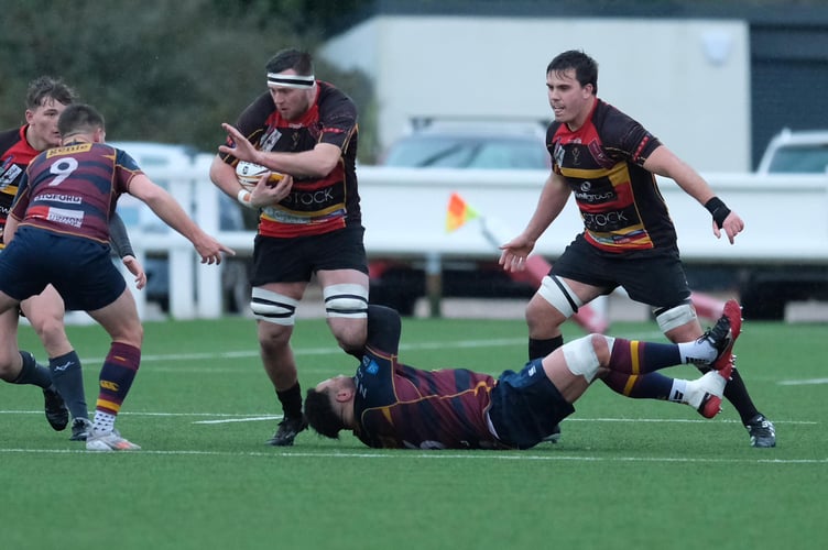 Cinderford captain Tyler Jerrum on the charge. Picture: Kairos Sports Photography