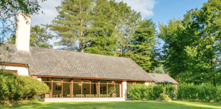 Forest of Dean crematorium hosts Mother’s Day tribute 