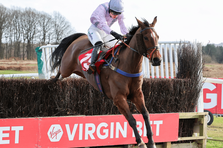 Knockanore on his way to victory in the Eider Chase
