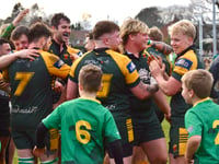UNBEATEN NEWENT CLINCH THE
TITLE IN FRONT OF HOME CROWD