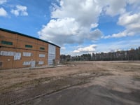New contractors for
Five Acres project