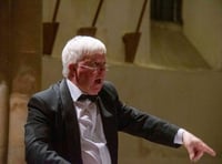 Graham steps in with Gift to Sing