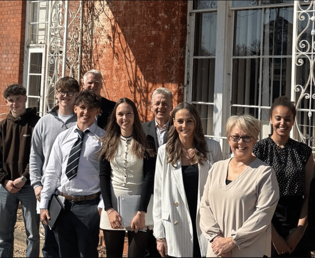 Hartpury students shine in "Dragon’s Den"