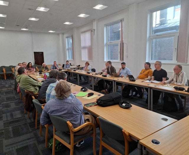 Lib Dems to fix Gloucestershire roads