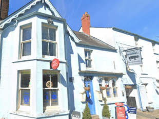 Masked men rob Newnham Post Office