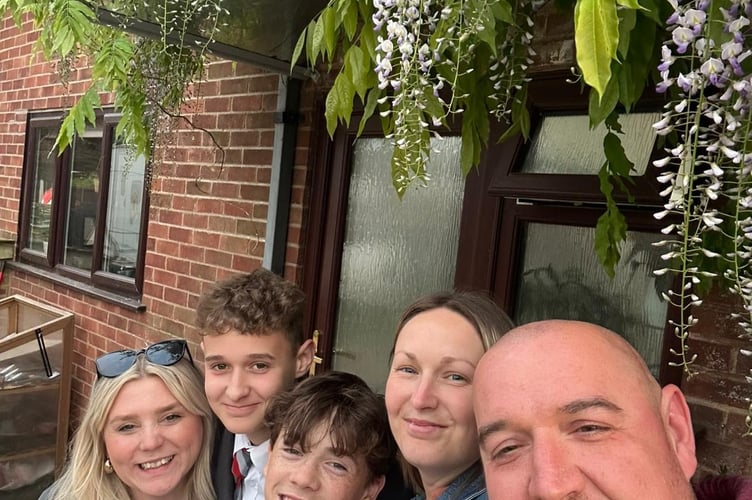 Richard Wellington family and friends