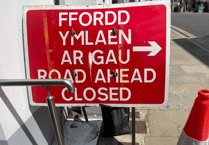 A40 road closed between Crickhowell and Abergavenny