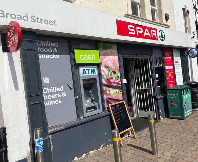 Thieves raid Spar cash machine in Newent