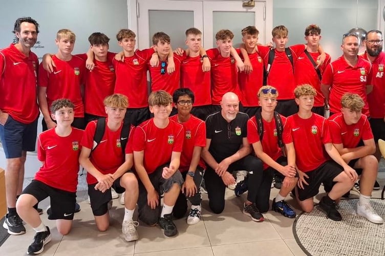 Ross Juniors U15s enjoyed a great trip to Spain