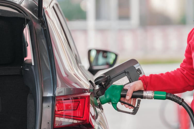 Filling car with petrol