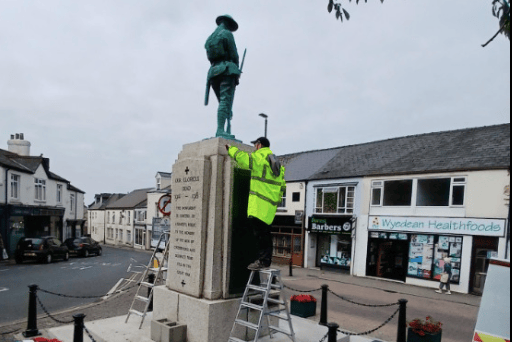 Cinderford’s War Memorial restoration